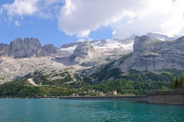 Marmolada ve baraj - dolomites, İtalya
