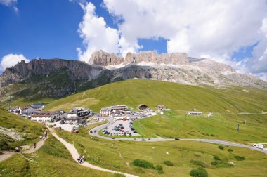 Pordoi pass - dolomites, İtalya