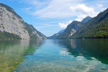 Bavyera Alpleri'nde Konigsee Gölü
