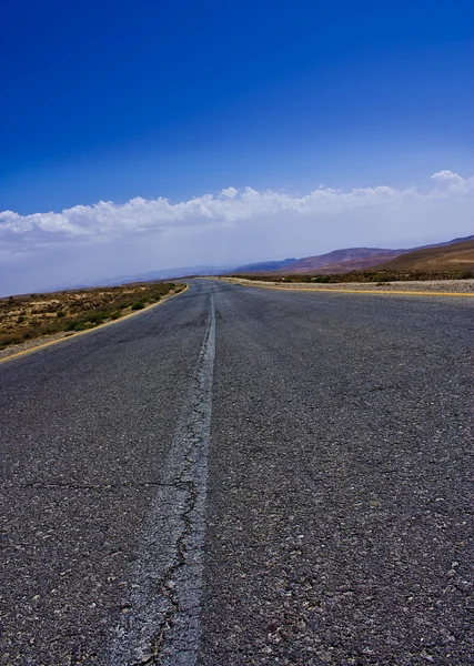uzun bir yol çöl