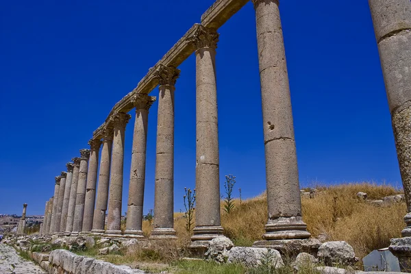 Rua romano pilares - jerash — Fotografia de Stock