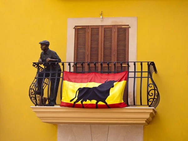 Bandiera spagnola in balcone — Foto Stock