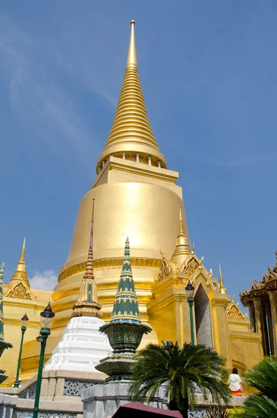 Cúpula Dourada Dentro Palácio Rei Bangkok Tailândia — Fotografia de Stock