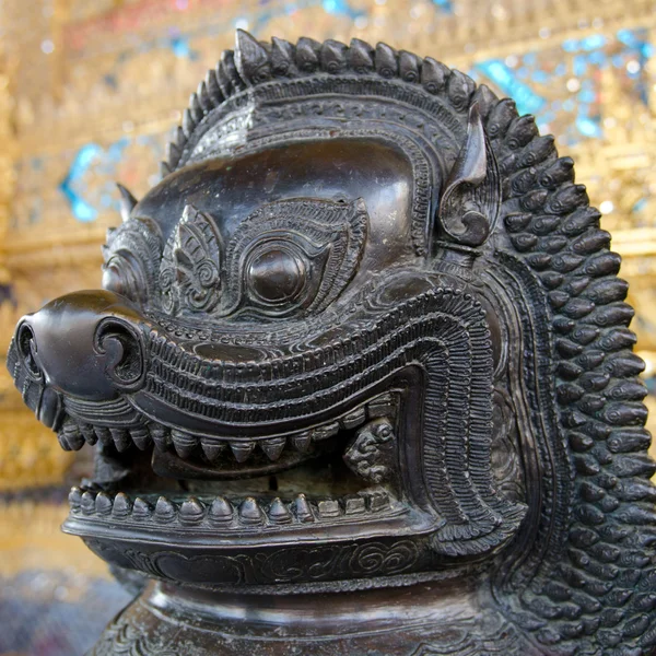Figure de temple en bronze — Photo