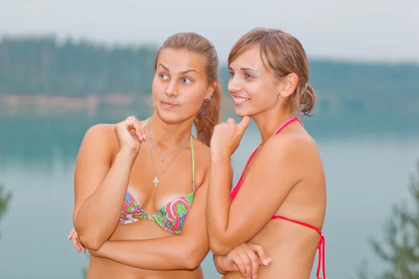 Två girl-vänner — Stockfoto