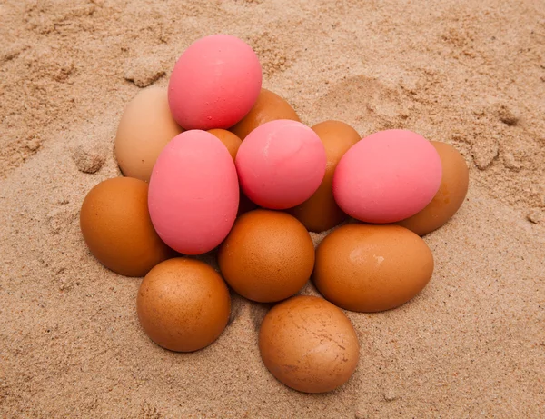 Egges in sand — Stock Photo, Image