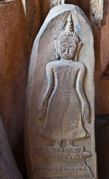 Das Niedrig Reliefartige Sandstein Buddha Bild Stehender Haltung — Stockfoto