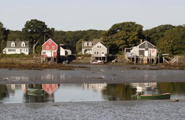harbor yakınındaki liman evleri