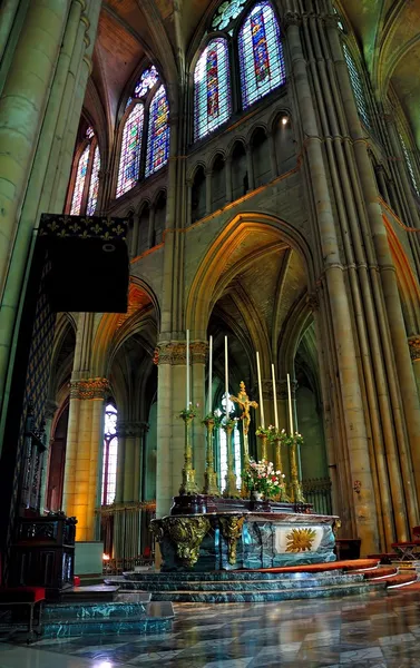 ランス大聖堂インテリア ロイヤリティフリーのストック画像