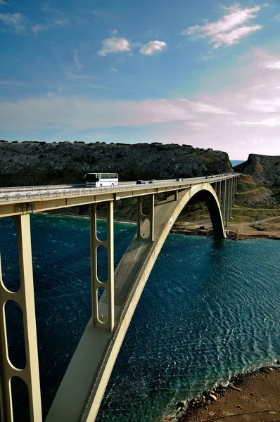 クロアチアの島のクルク島に橋します。 ストック写真