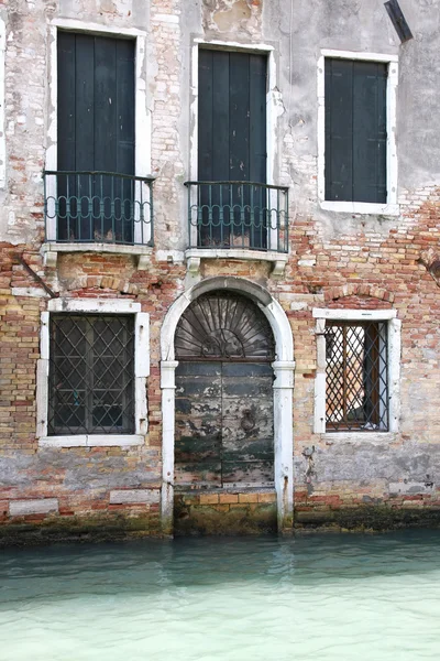 Venetian doors in a house — Stock Photo, Image