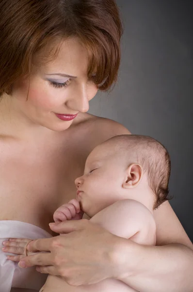 Retrato bebê e mãe — Fotografia de Stock