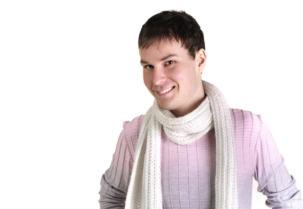 Молодой человек в повседневной одежде с шарфом — стоковое фото