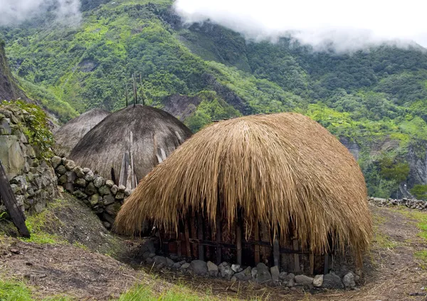 Pueblo tradicional en Papúa — Foto de Stock