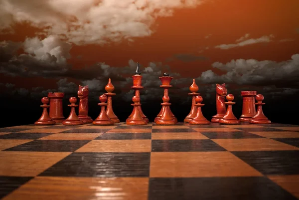 国际象棋棋子下红色的 sk — 图库照片