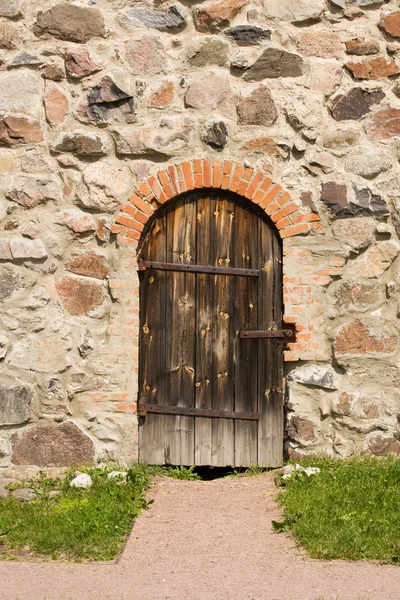 Puerta de la fortaleza — Foto de Stock