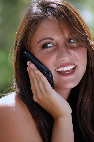 Teen Talking on Her Cell Phone Outdoors (2) — Stock Photo, Image