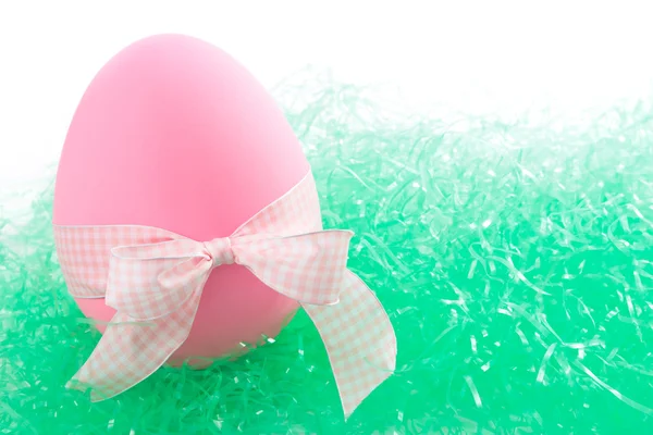 Huevo de Pascua rosa —  Fotos de Stock