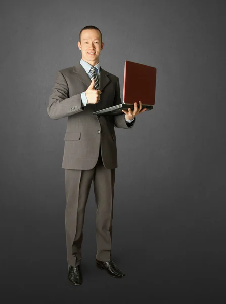 Ganztägiges Porträt Eines Geschäftsmannes Mit Laptop — Stockfoto