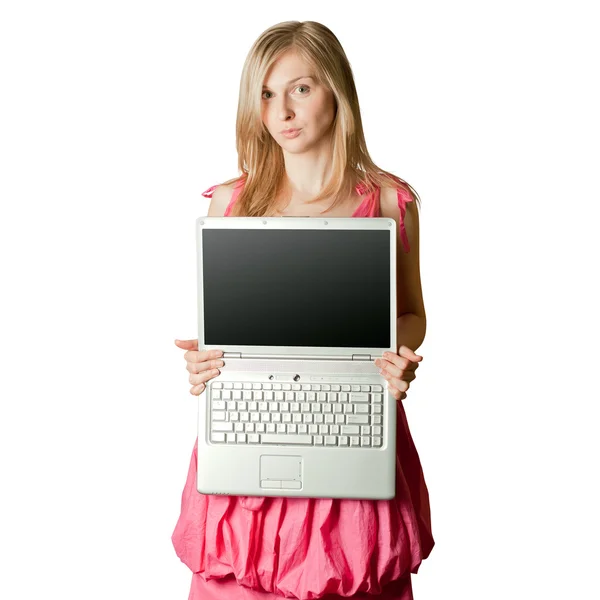 Femaile σε ροζ χρώμα με ανοιχτό laptop — Φωτογραφία Αρχείου