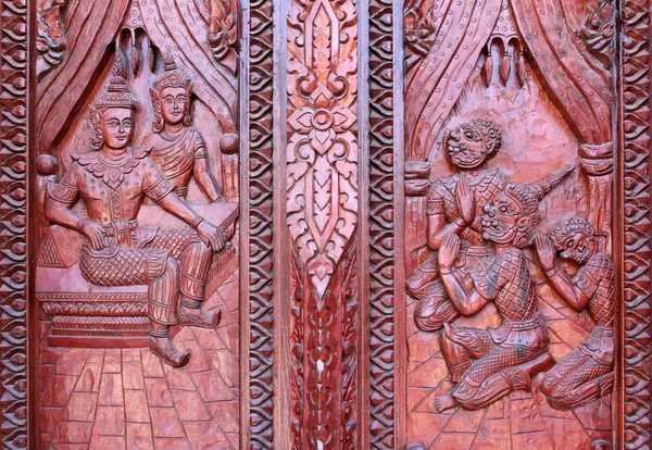 Old wooden door were carved Thai Archaeology — Stock Photo, Image