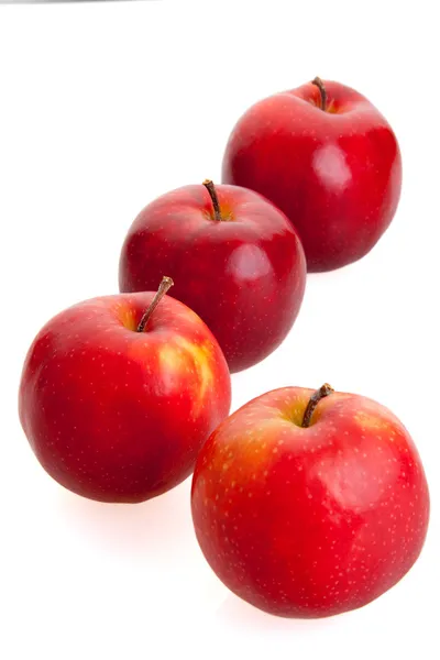 4 manzanas rojas — Foto de Stock