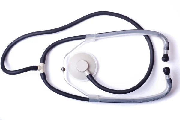 白い背景で隔離の聴診器 — ストック写真