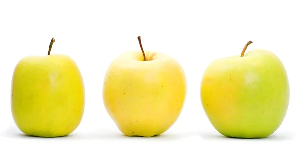 Tre Äpplen Isolerad Vit — Stockfoto
