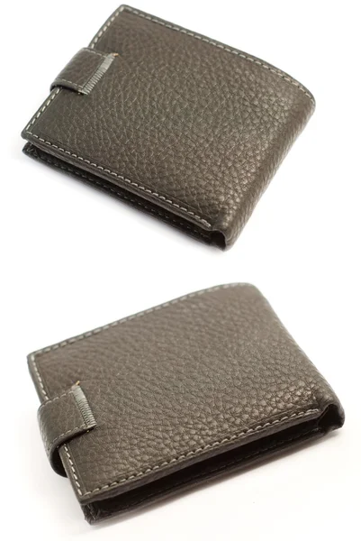 Černé kožené opotřebované peněženka izolovaných na bílém pozadí — Stock fotografie
