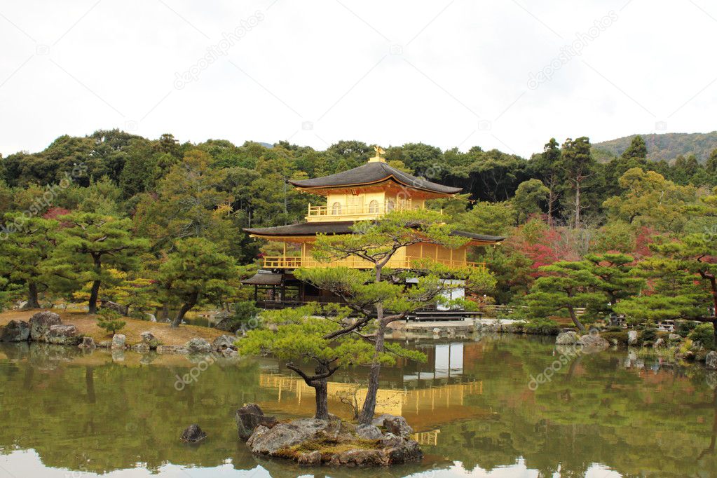The golden temple of Kinkau-ji in Kyoto, Japan.