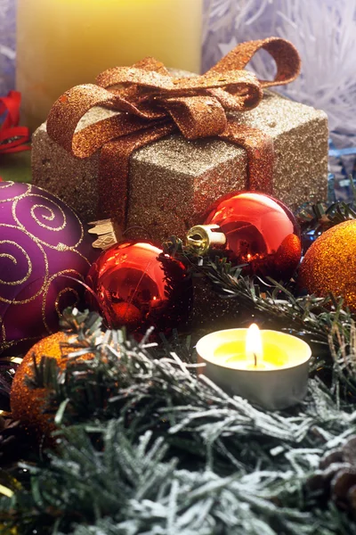 Uspořádání vánoční se svíčkou — Stock fotografie