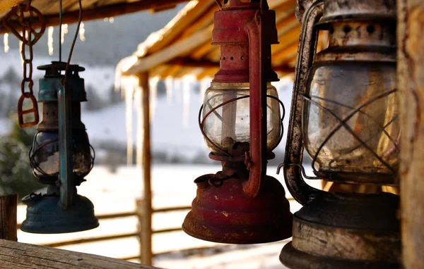 Ржавые Старые Нефтяные Лампы — стоковое фото