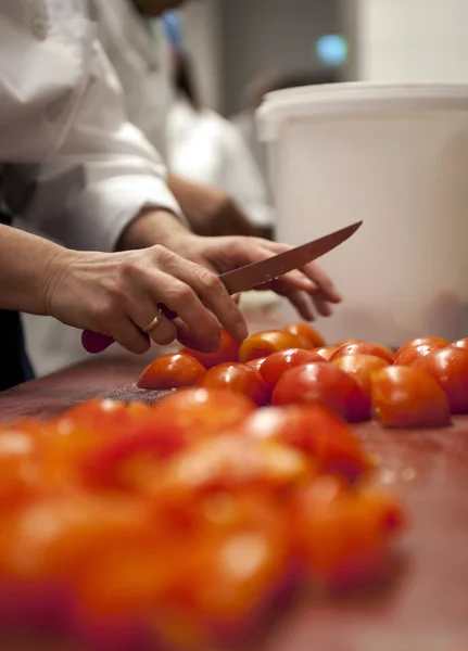 Cortar tomate —  Fotos de Stock