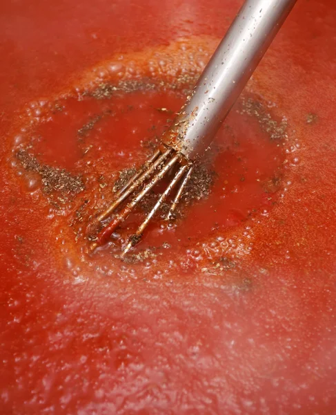 Preparare la salsa di pomodoro — Foto Stock