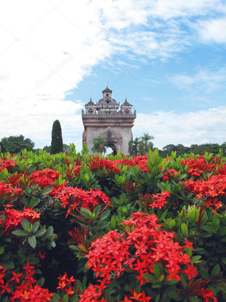 Patuxay, the victory gate of Vientianered with red flower on Lao