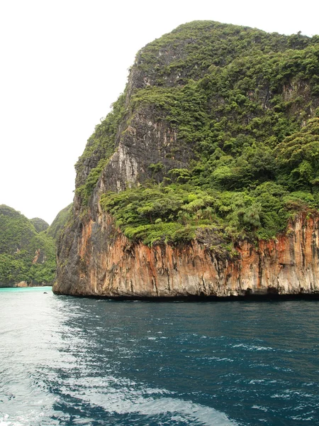皮皮岛泰国 (垂直) — 图库照片