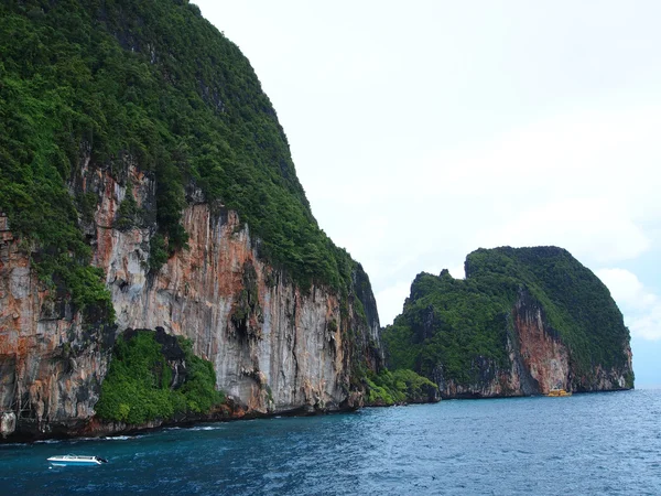 The Phi Phi Islands in Thailand (Horizontal) — Stock Photo, Image