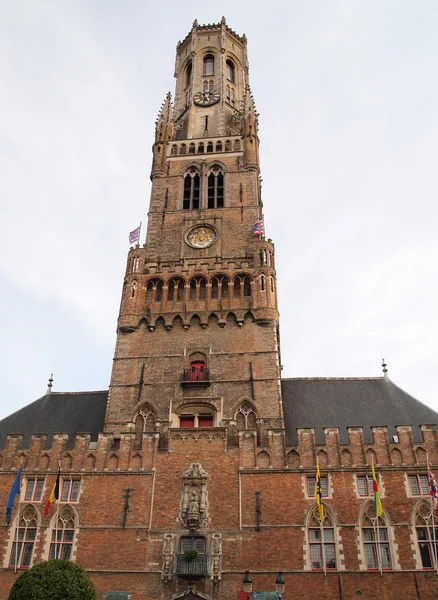 布鲁日 或贝尔福钟楼 是一座中世纪钟楼在比利时布鲁日历史中心 这个城市最著名的标志之一 — 图库照片