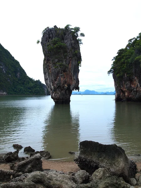 The island Ko Tapu or Khao Tapu in Thailand — Stock Photo, Image
