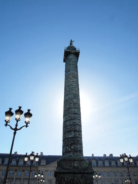 Pomnik Napoleona przy placu vendome w Paryżu — Zdjęcie stockowe