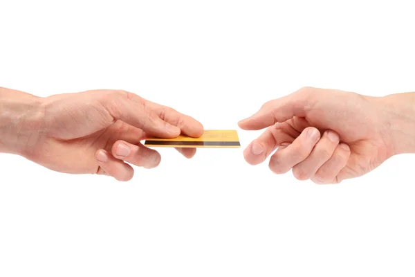 Hand gibt Kreditkarte an eine andere Hand — Stockfoto