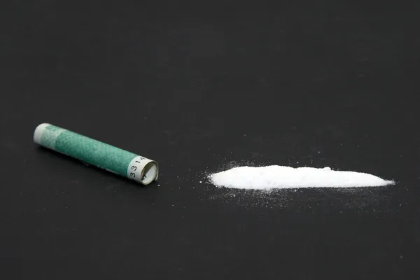 A kokain vonal-val a pénz roll — Stock Fotó
