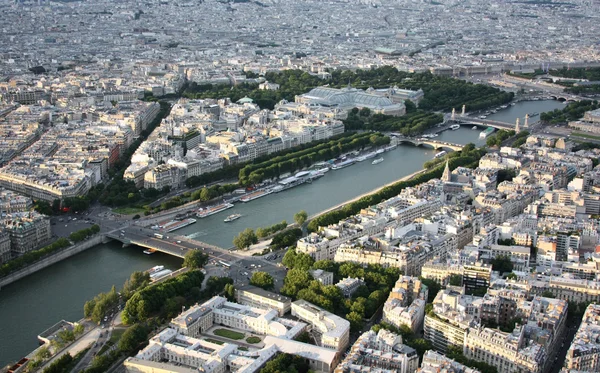 Kind to Paris from Tour Eiffel height — Stock Photo, Image