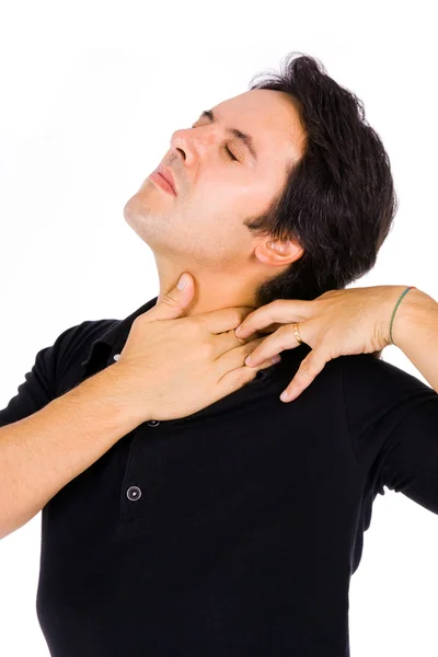 Νεαρός άνδρας με αγωνία με πόνο στον αυχένα. απομονωθεί σε λευκό — Φωτογραφία Αρχείου
