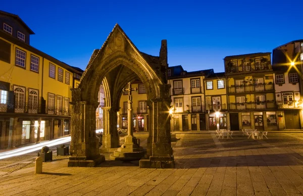 Wgląd nocy praca de s.tiago w Guimarães — Zdjęcie stockowe
