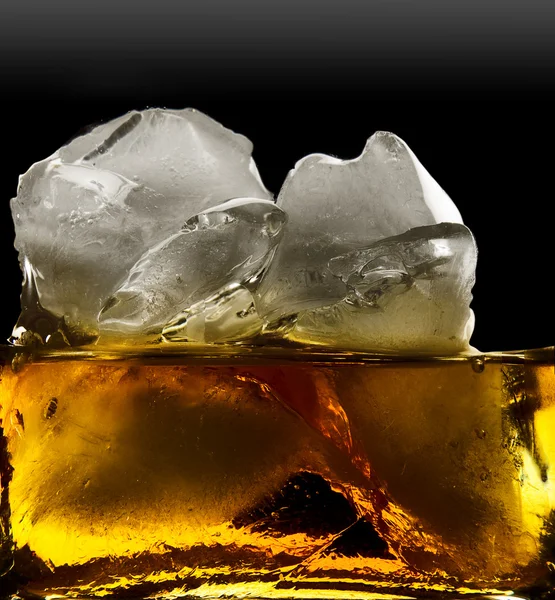 Whisky und Eis — Stockfoto