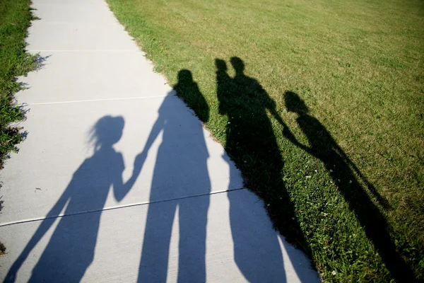 Família de sombras — Fotografia de Stock