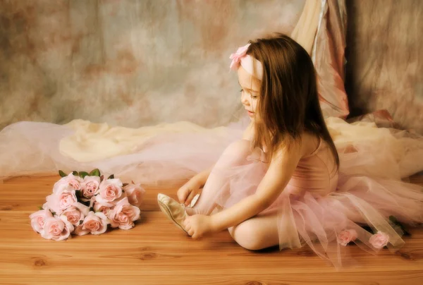 Pequena bailarina beleza — Fotografia de Stock
