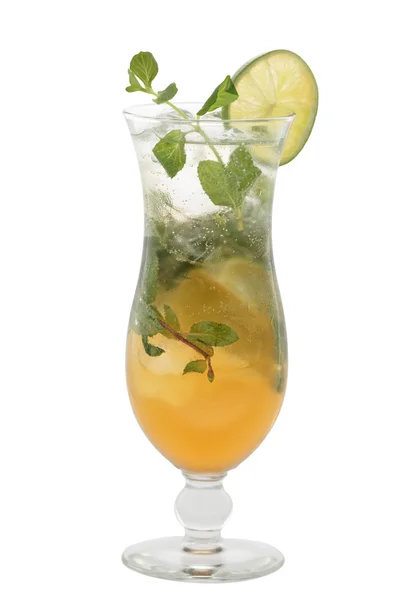 Mojito op witte achtergrond — Stockfoto