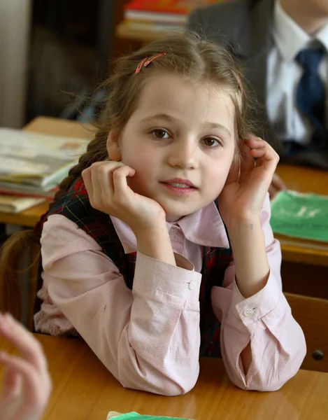Okuldaki kız — Stok fotoğraf